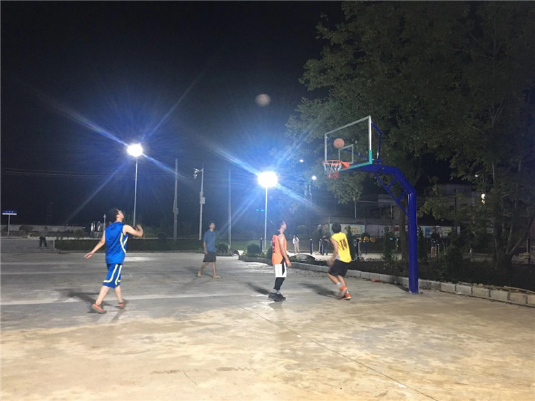 清晨,村民群眾在七拱鎮康體公園跑步。(通訊員供圖) (2).jpg